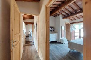 Villa sul Laghetto - swimming pool & private pond