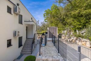 P&T Apartment Omišalj