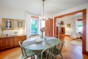 Hot Tub Haven in Wooster: Walk to Shops & Eats!