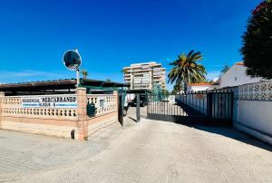 1a Línea playa,vista al mar y piscina Mediterráneo -BookApartments