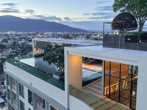 Modern Apartment Near Old Town