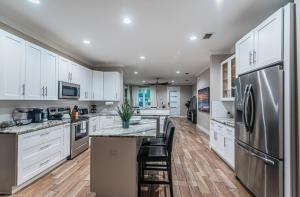 Large 3BR 10 Min to DT Tampa, Ybor & Busch Gardens