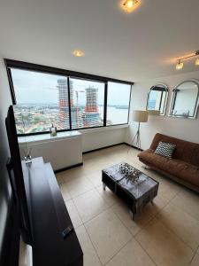 Suite Bellini Vista al río Guayas y Guayaquil