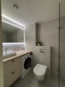 No 63 Residence with garden and private parking