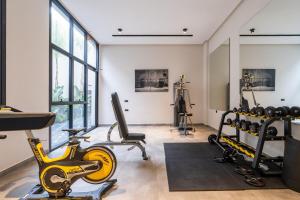 Quiet 1BR near CFC, Terrace, Gym, Parking