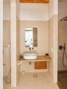 Epta Mykonos Suites and Pools