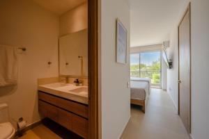 Apartamento con laguna de aguas cristalinas