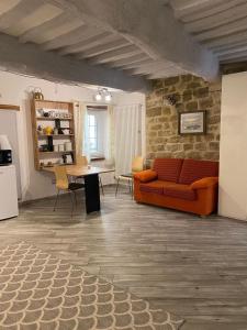 Dado House