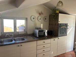 Appartamento con 3 camere 3 bagni e posto auto Libri e Giardini