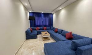 MAGNIFIQUE APPARTEMENT vue piscine Résidence sécurisée