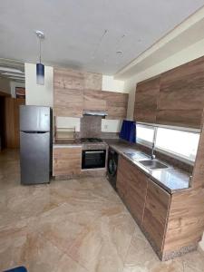 MAGNIFIQUE APPARTEMENT vue piscine Résidence sécurisée