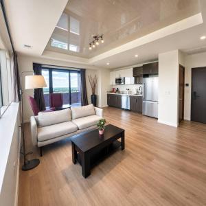 Luxury Apartment - Reese Tower