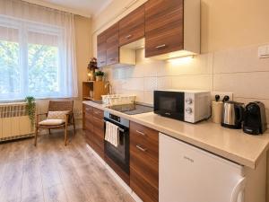 Révay Apartment