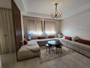 Appartement Cosy Résidence avec 5 Piscines Jardins et Parking