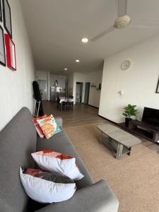 Embun Retreat Palas Horizon Entire House 3BR, Sunrise View Near Kea Farm Market