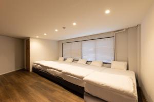Tasone Stay OSAKA STS1F