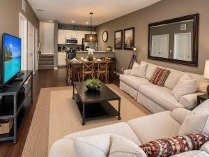 Lucaya Village 3 Bedroom townhome 1503