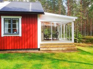 6 person holiday home in Östmark