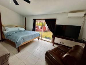 Casa Maria Beach & Boat Club