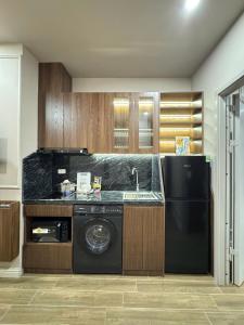Au Co Riverside Pool Apartment