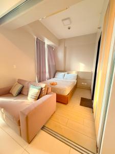 Studio Room with Seaview in Mactan Newtown