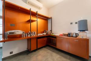 Treebo Grand Vistara Airport Suites, 500M From Cochin International Airport