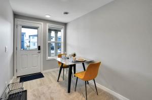 Calgary 587 Walkout BSMT
