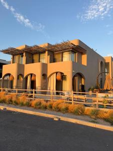 No908 Sunset HOTEL
