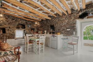 Oak Farm Traditional Family House