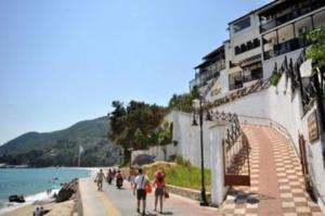 Karaoulanis Beach Pelion Greece