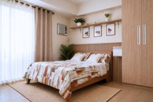 The Long House - Studio Unit at One Manhattan