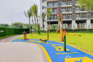 Cozy Studio Sky House Apartment near AEON & ICE BSD By Travelio