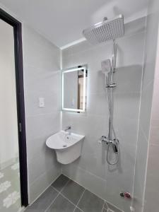 Apartment by the Beach got Elevator & Kitchen - Newly Furnished