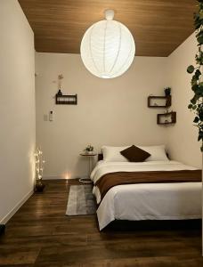 Fully renovated, 10 mins walk from Nishi-Shinjuku-Gochome Station, Good access to Shinjuku and Harajuku, For up to 7 people