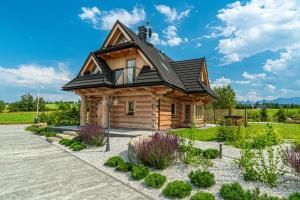 Jagodowa Osada - domki i apartamenty każdy z prywatną balią z hydromasażem blisko term