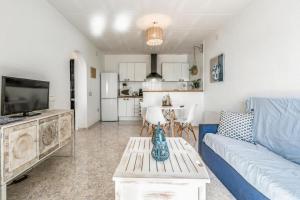 WELCS APARTAMENTO 459 EMP con Piscina frente al Ma