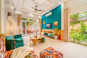 Linh House Central 3BR Dragon Bridge My Khe Beach Garden