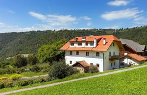 Farmhouse Apartment 7 Renon
