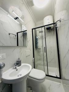 Colosseum Imperial Guesthouse
