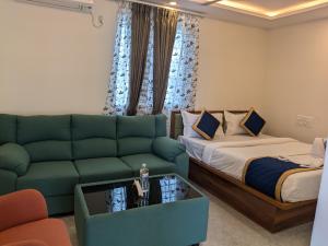 Hotel Srinidhi Inn