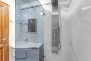 -LUXURY- Torretta con Piscina e Spiaggia a 300 MT
