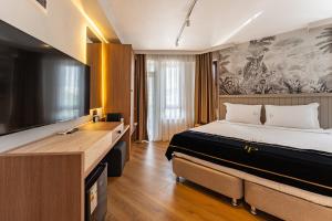 Looks Prive Suites
