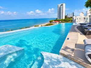 Private access to the beach in Pattaya Jomtien