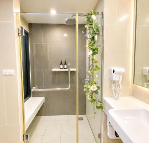 Private access to the beach in Pattaya Jomtien