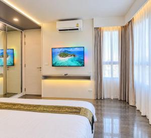 Private access to the beach in Pattaya Jomtien