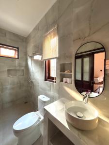 Pande House