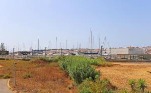 B109 - Beachside Escape Apartment in Lagos