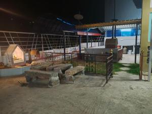 The shundari retreat