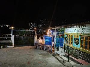 The shundari retreat