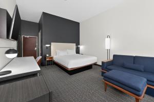 Courtyard by Marriott Burlington